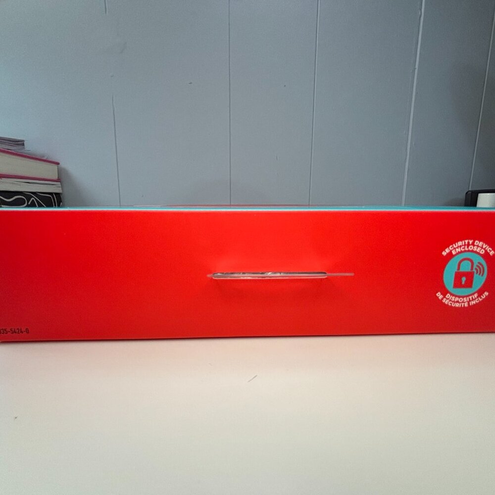 NWT Bluehive UV Phone Sterilizer Box & Wireless Charging - Picture 5 of 7